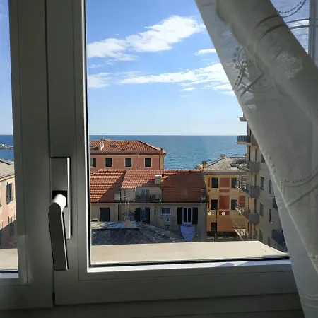 Casaviva - The Sailor Sul Mare Chiavari
